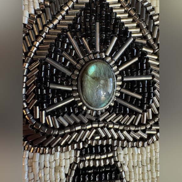 Mary Frances You’re Aces Cell Phone/Glass Black&Cream Beaded Crossbody Handbag - Picture 7 of 16